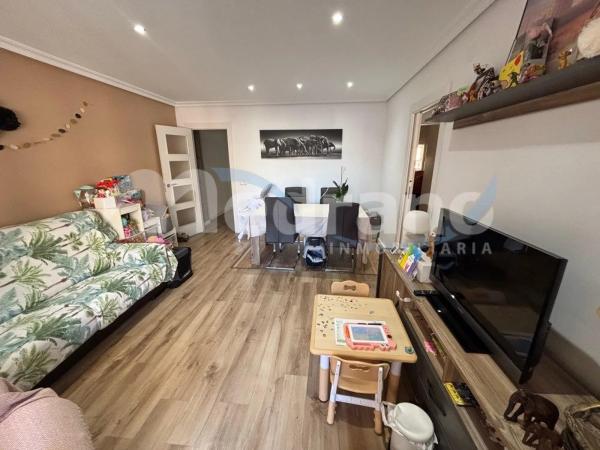 Piso en glorieta del Carrascos, 3 -a