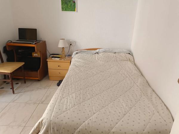 Piso en calle Maravall, 12