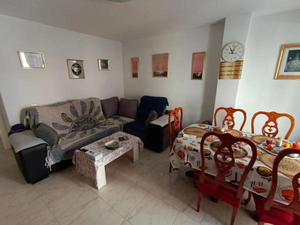 Piso en calle Maravall, 12