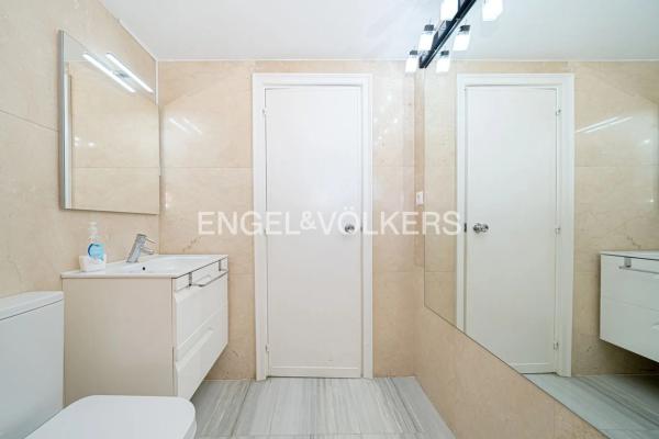 Piso en calle de Valencia, 1