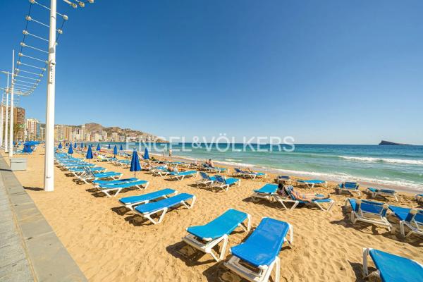 Piso en calle de Valencia, 1