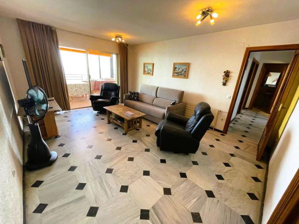 Piso en avenida Alcoi, 19