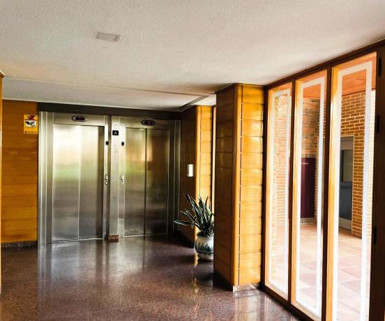 Piso en avenida Alcoi, 19