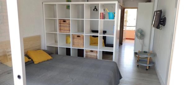 Estudio en avenida de la Marina Baixa