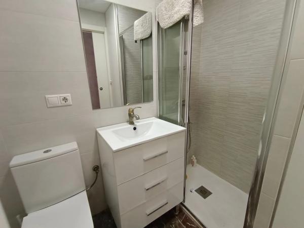 Piso en Av Armada Española, 3