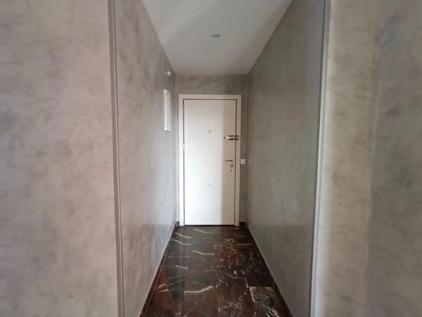 Piso en Av Armada Española, 3