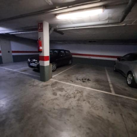 Piso en calle Presidente Adolfo Suárez