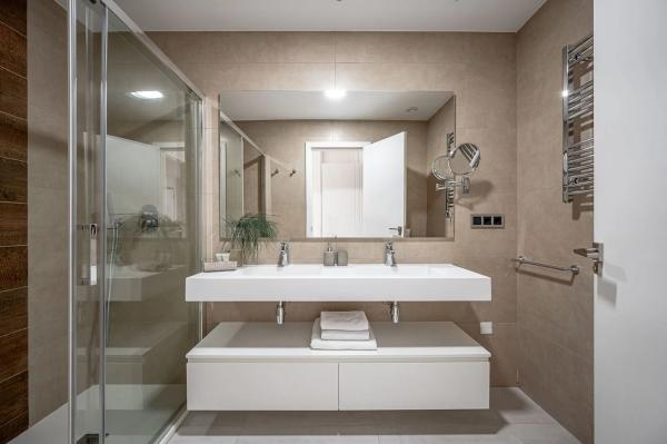 Piso en avenida de Uruguay, 1