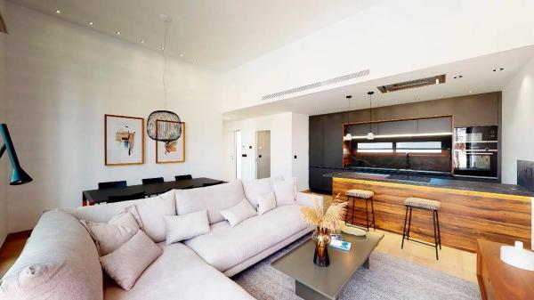 Chalet pareado en avenida de la Marina Baixa