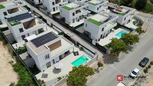 Casa independiente en avenida de Benissa