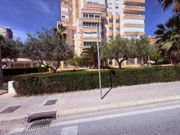 Piso en avenida de Benissa