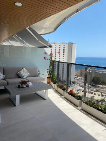 Piso en avenida República Argentina, 6