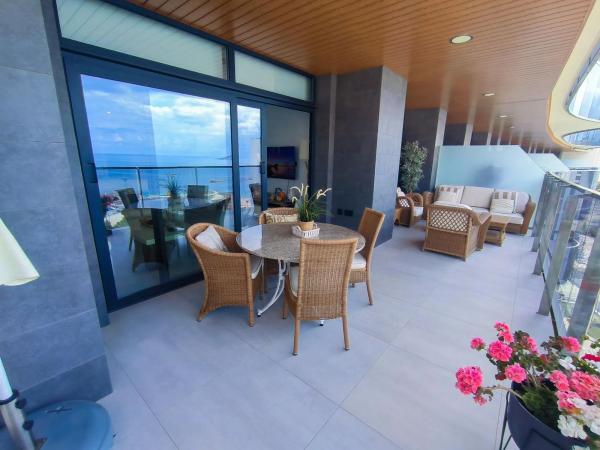 Piso en avenida República Argentina, 6