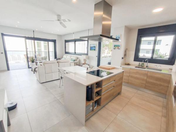 Piso en avenida República Argentina, 6