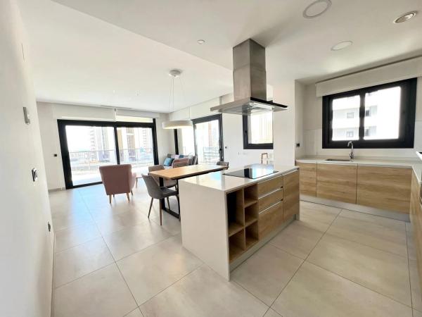 Piso en avenida República Argentina, 6