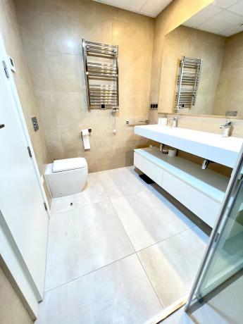 Piso en avenida República Argentina, 6