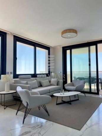 Ático en avenida República Argentina, 17