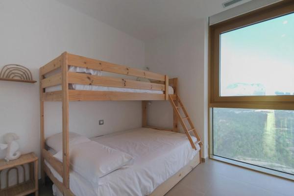 Piso en avenida Vicente Pérez Devesa