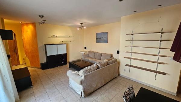 Piso en calle Laredo