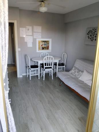 Piso en avenida de Holanda