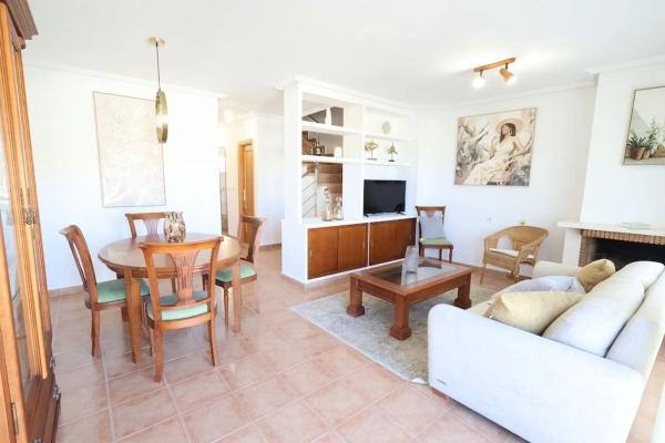 Chalet adosado en calle Vicente Blasco Ibañez