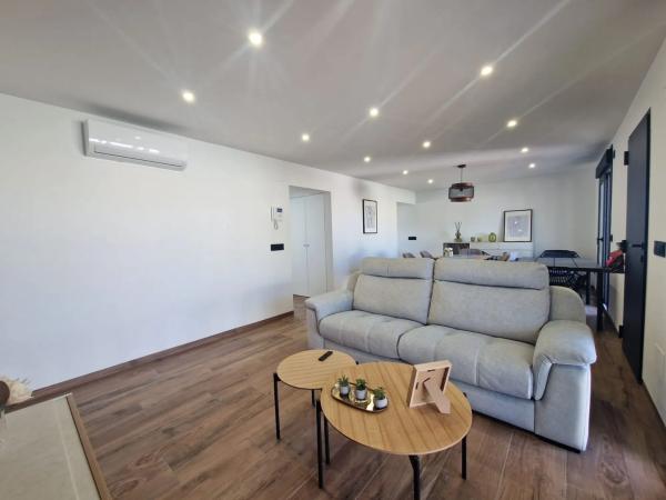 Casa independiente en calle el Poniente