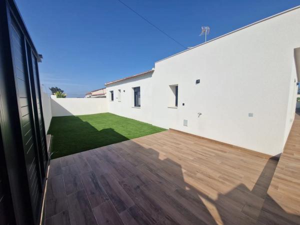 Casa independiente en calle el Poniente