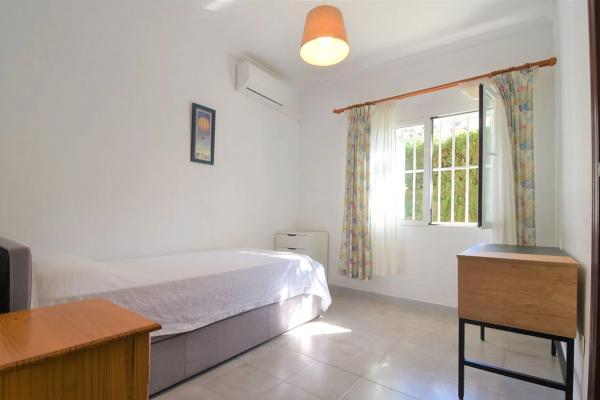 Casa independiente en calle el Mistral, 3