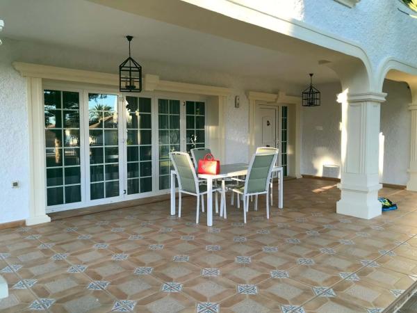 Chalet en calle Jaloque