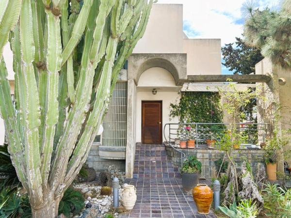 Casa independiente en calle Benito Pérez Galdós s/n