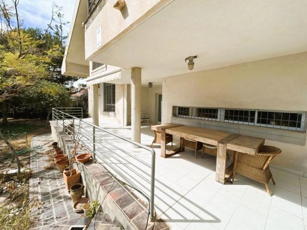 Casa independiente en calle Benito Pérez Galdós s/n