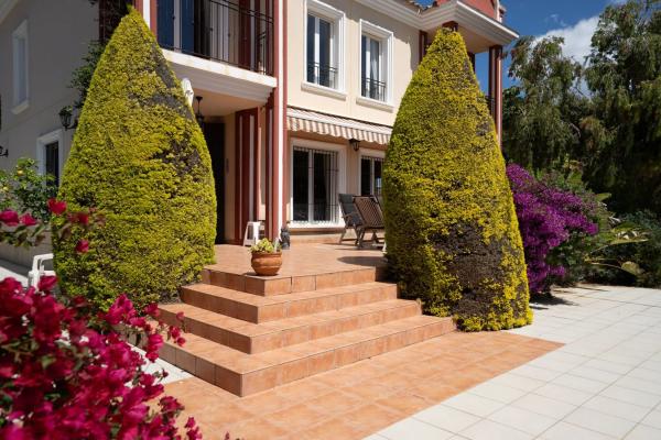 Casa independiente en calle Rosa Montero