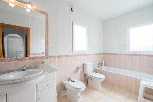 Casa independiente en calle Rosa Montero