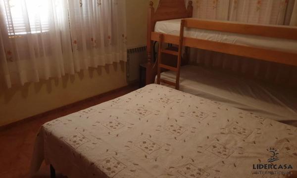 Casa independiente en calle de Antonio Machado, 2