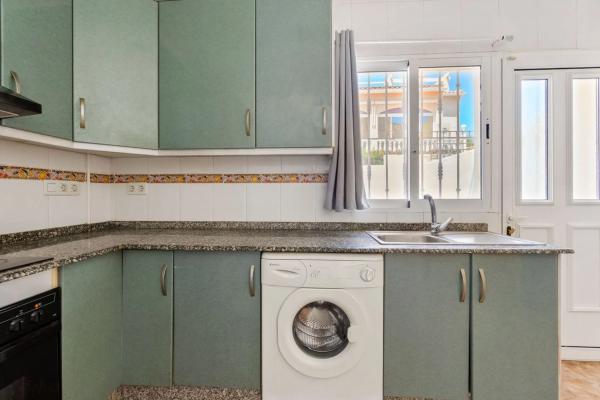 Chalet adosado en calle de las Amapolas s/n