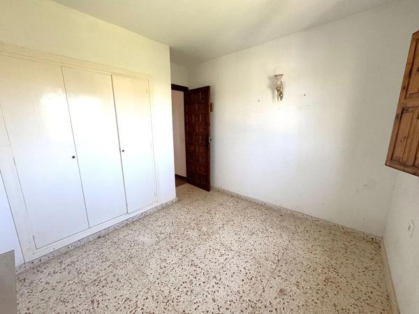 Casa independiente en calle Violetas