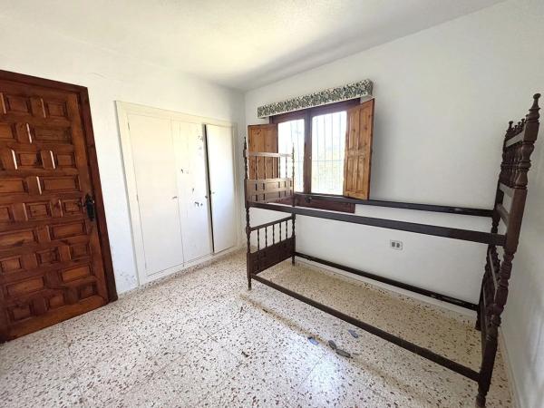 Casa independiente en calle Violetas