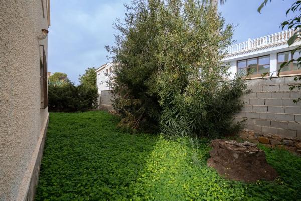 Casa independiente en calle Colon