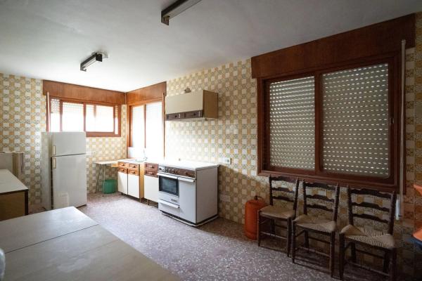 Casa independiente en calle Colon