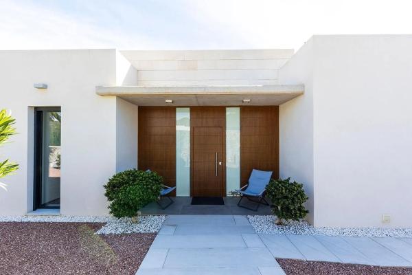 Casa independiente en avenida de las Colinas