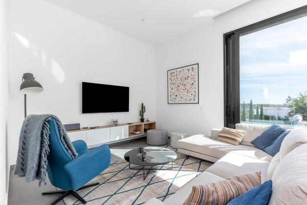 Casa independiente en avenida de las Colinas