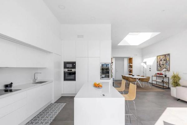 Casa independiente en avenida de las Colinas