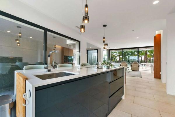 Casa independiente en avenida de las Colinas, 13