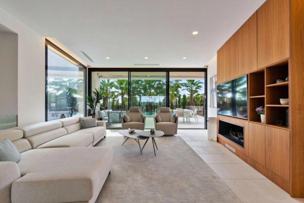 Casa independiente en avenida de las Colinas, 13