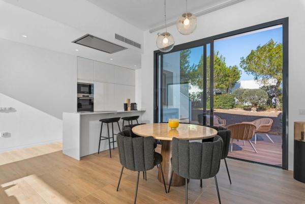 Casa independiente en avenida Avenue de las Colinas