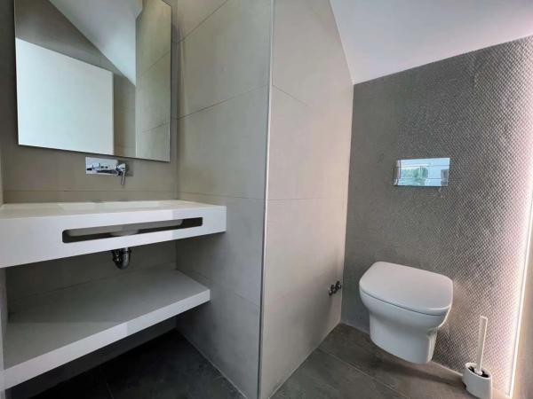 Casa independiente en calle pedrera