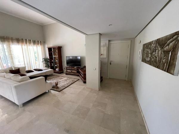 Casa independiente en avenida de las Colinas, 10