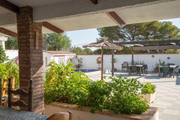 Casa independiente en calle Alarcon