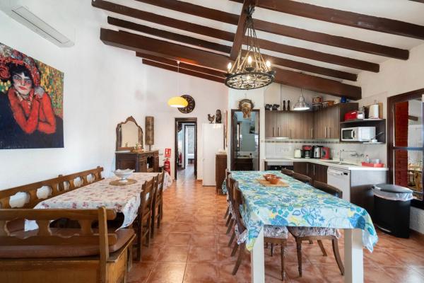 Casa independiente en calle Alarcon