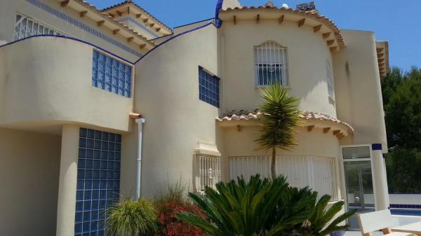 Casa independiente en Las Ramblas calle Rio Segura